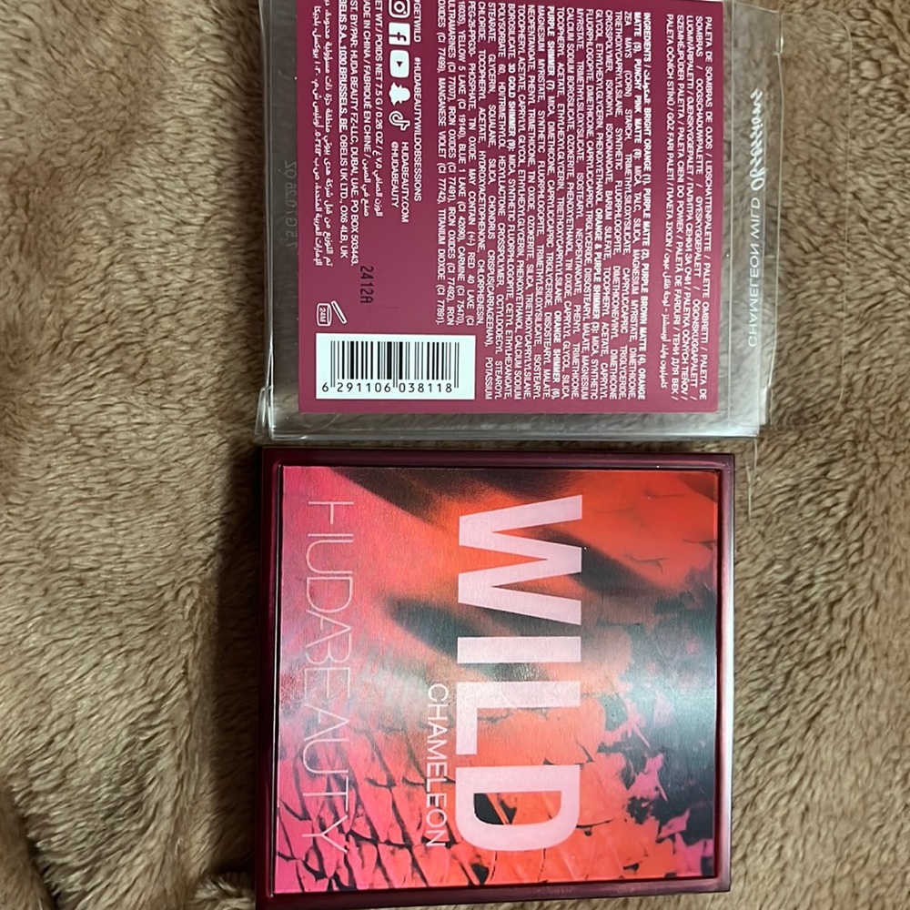 Huda beauty wild chameleon new authentic